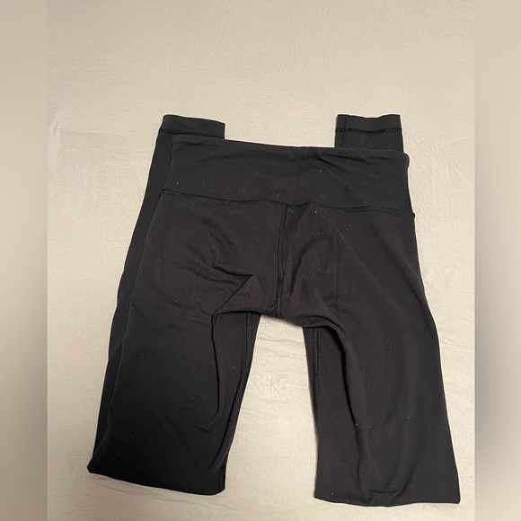 Lululemon Low Rise Wunder Leggings. Size 4. Black. - Picture 2 of 3